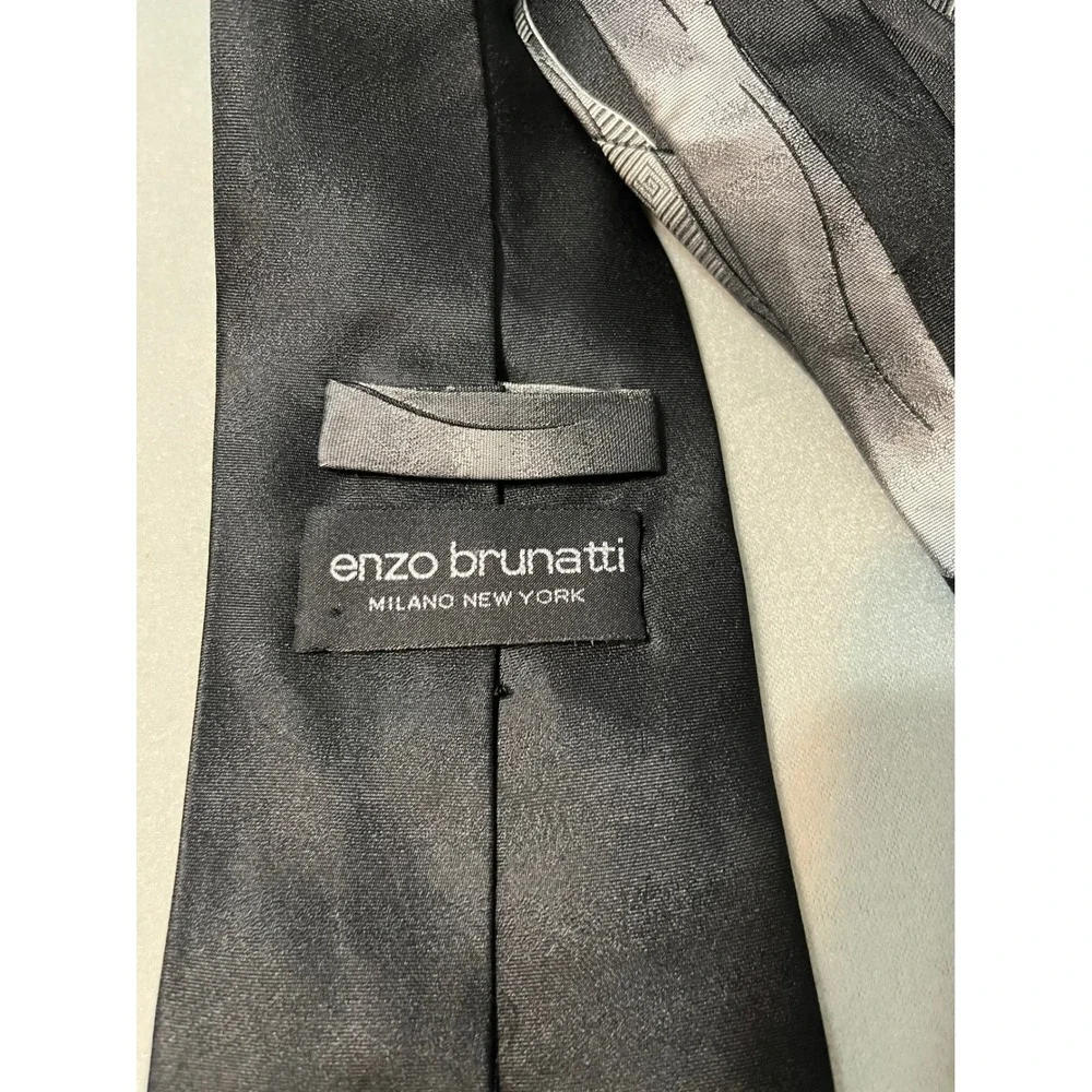 Enzo Brunatti Necktie Black Gray Wavy Pattern Silk Men's Tie Xtra long 67.5